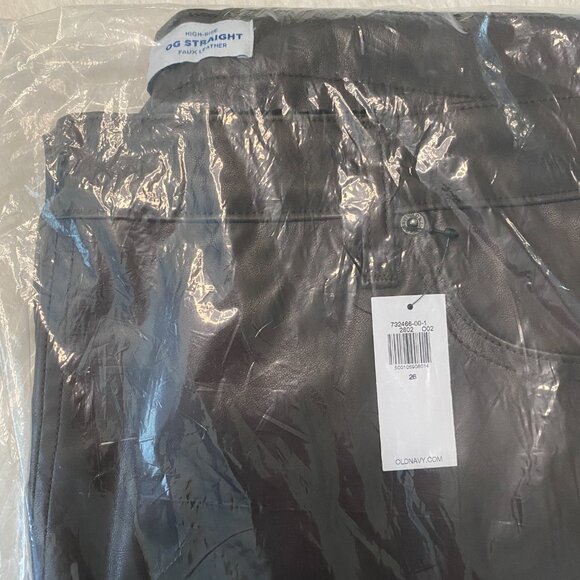 NWT Old Navy Brown High-Waisted Straight Faux-Leather Ankle Pants - Picture 5 of 5